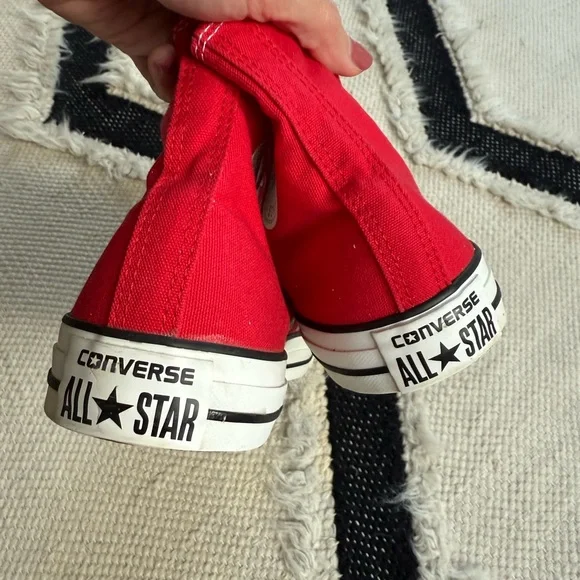 Converse Chuck Taylor All Star High Top Red men 12. Like new - Picture 2 of 10